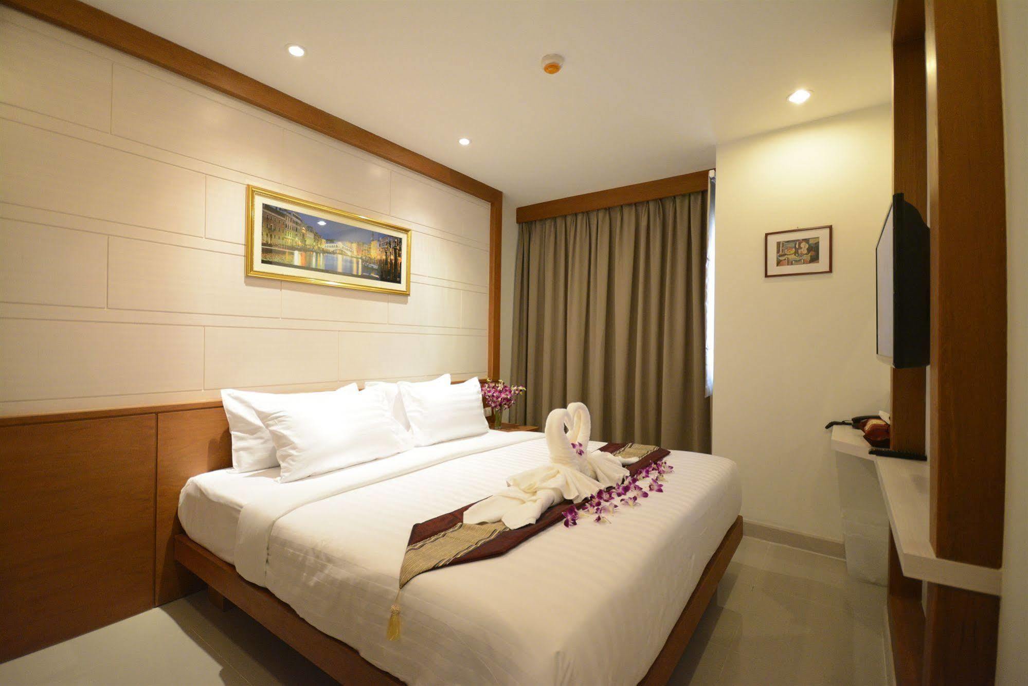 The Patong Center Hotel Ngoại thất bức ảnh