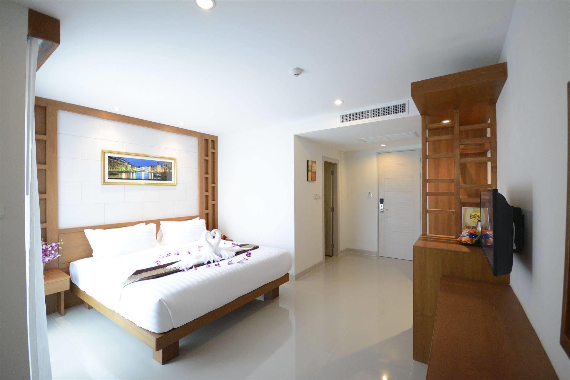 The Patong Center Hotel Ngoại thất bức ảnh